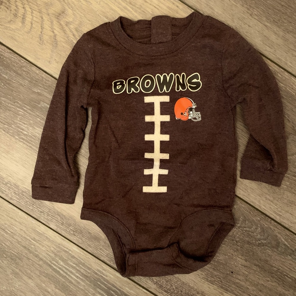 Cleveland Browns onesie in 3-6 months